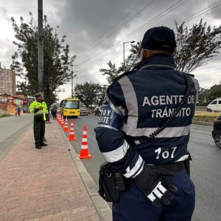 Pico y Placa Hoy Colombia | Ministerio de Transporte – Seguridad Vial – Solidario | Vehículos Particulares – Motos – Fotomultas.